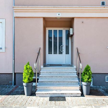 F&R Apartments II Rovinj Ngoại thất bức ảnh
