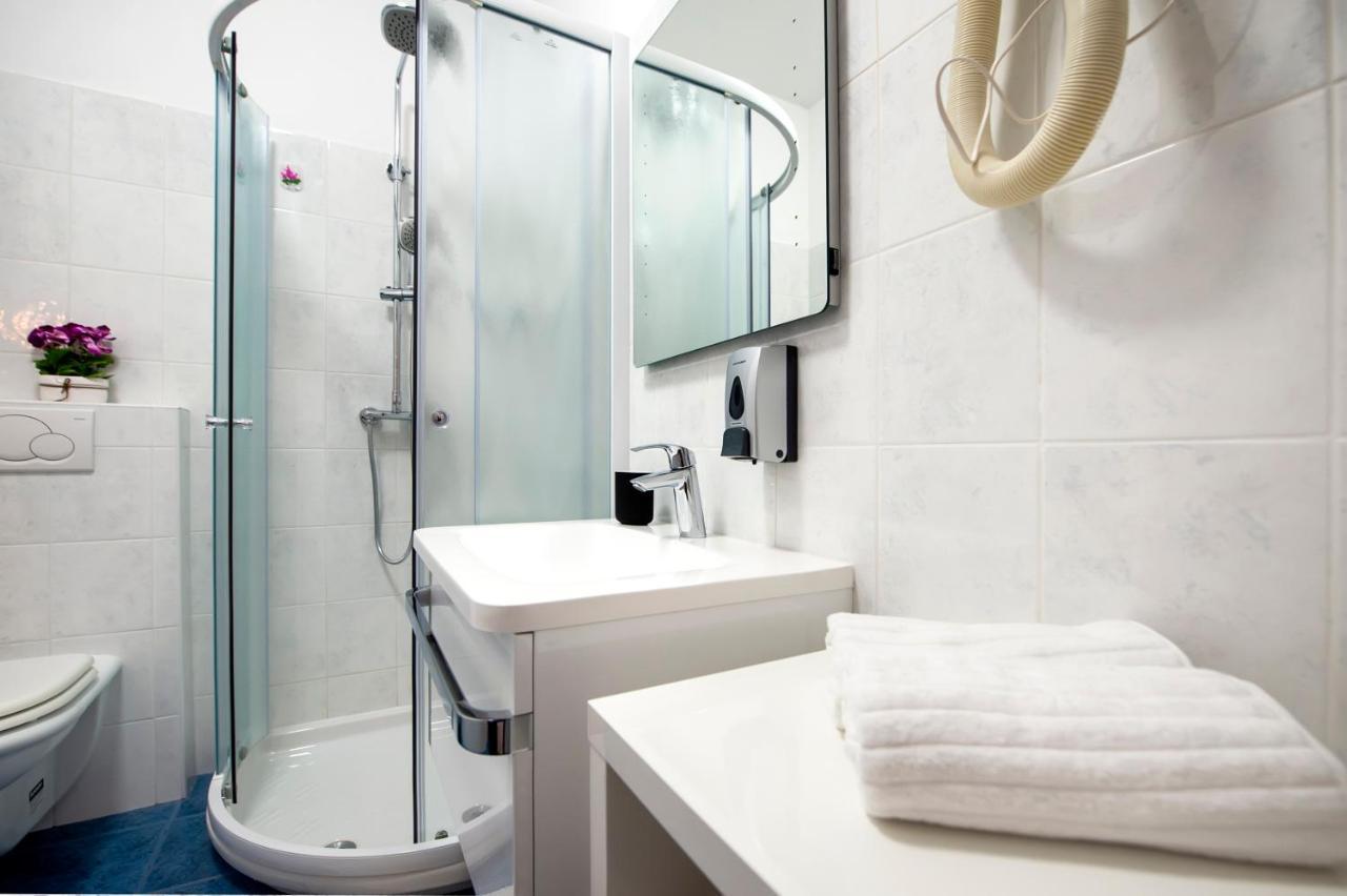 F&R Apartments II Rovinj Ngoại thất bức ảnh